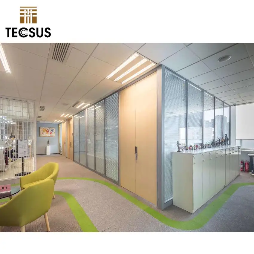 New Design Popular Metal Frame Office Room Divider Soundproof Tempered Glass Partitions Wall Office Cubicle