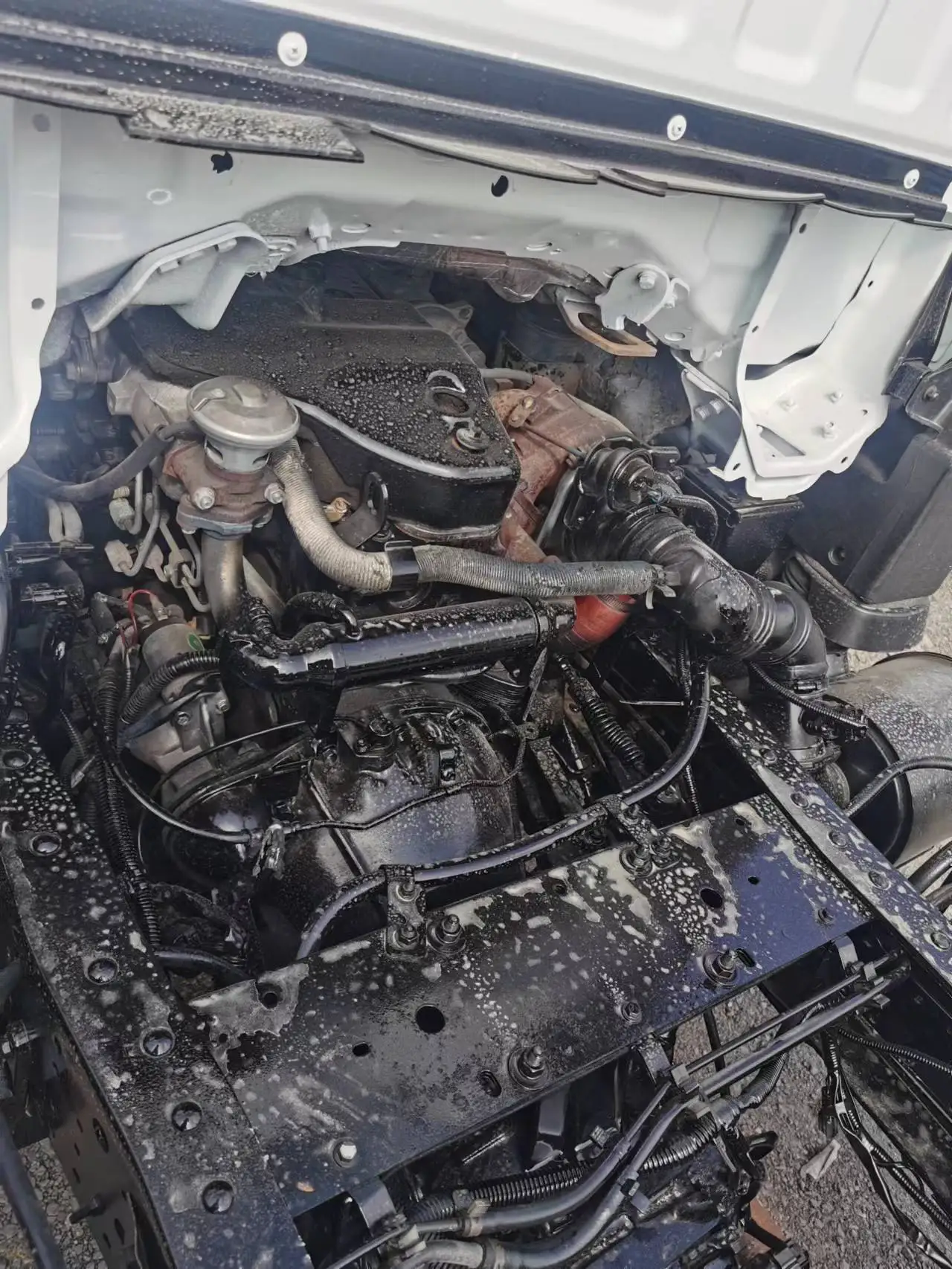 Подержанные грузовики Isuzu 600p 4K Подержанный легкий грузовик caminhao130hp дизельный двигатель грузовой автомобиль для продажи