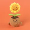 Plante en pot avec visage souriant (Pot d'expression de dessin animé potelé)