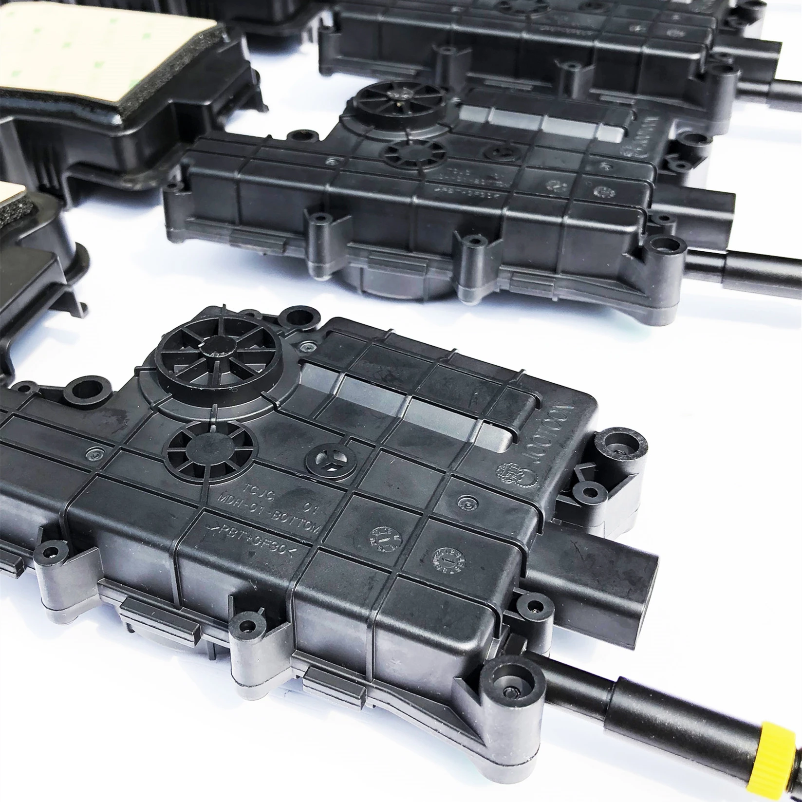 car accessories refitted soft-closing lock for Toyota Camry / LC300 / Levin 999075