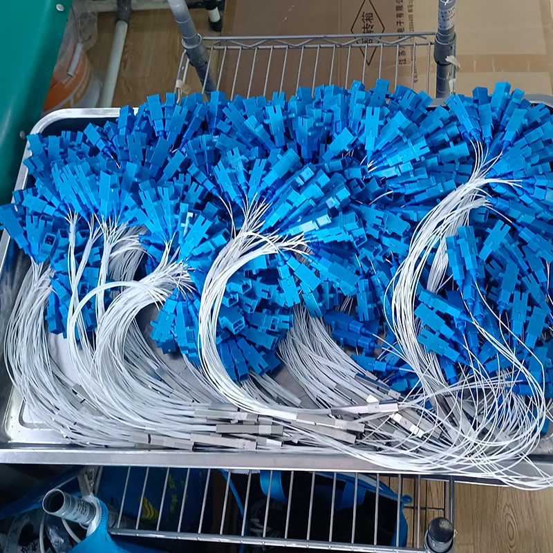 Factory customization MINI Splitter 1x2 1x3 1x5 1x7 1x9 1M Fiber optical without connector steel tube PLC splitter