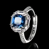 Anillos de espinela azul