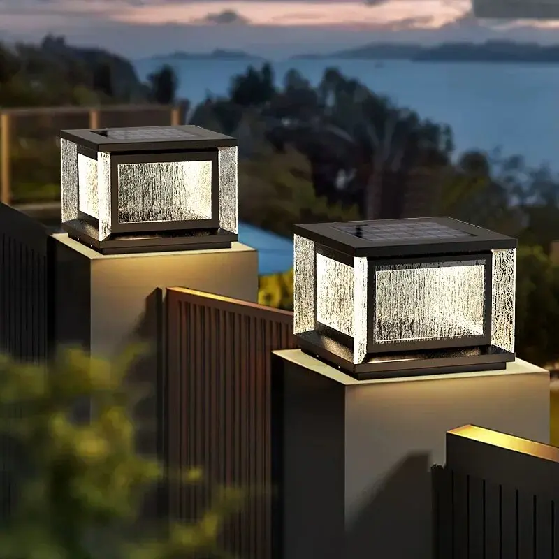 Solar-Powered Column & Gate Pillar Lamp IP65 Waterproof Outdoor Courtyard Wall Yard Lamp
