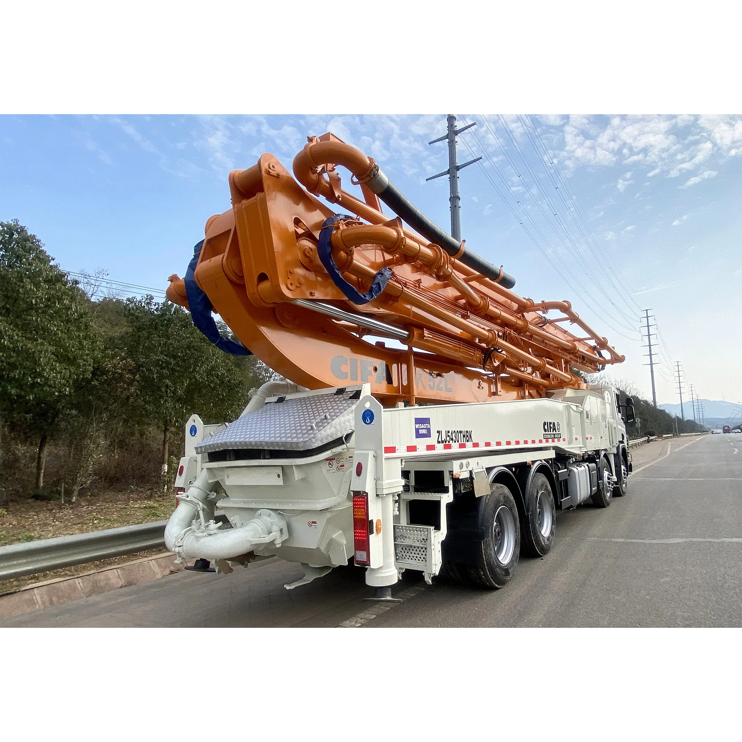 Functions Working Well Renew 8x4  Concrete Pump Truck with CIFA 52M Pumping Boom