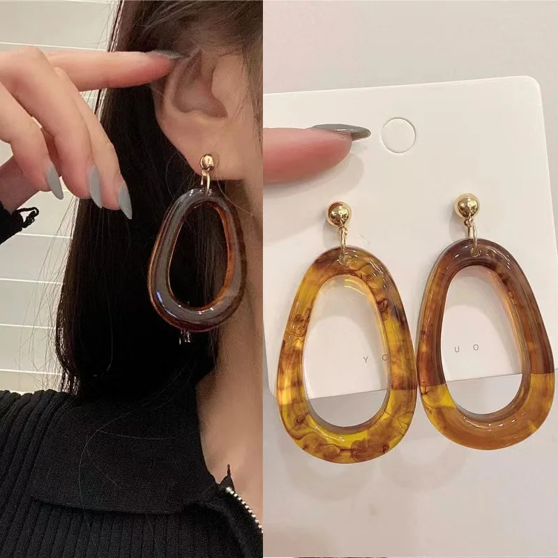 pc chandra light weight earrings