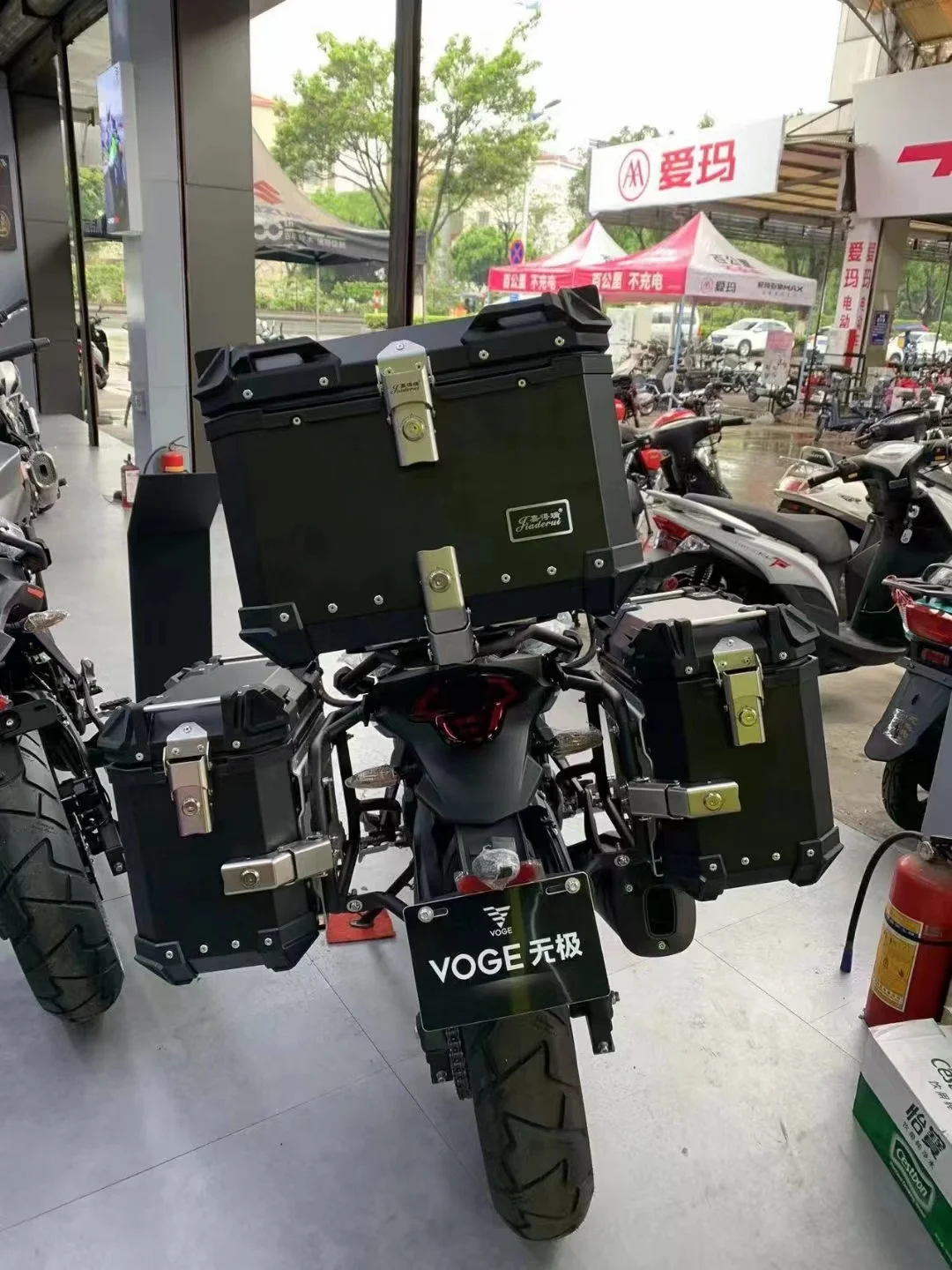【とらさん専用】BikeBox JDR Motorcycle Storage Box - 45litres Delivery Solution