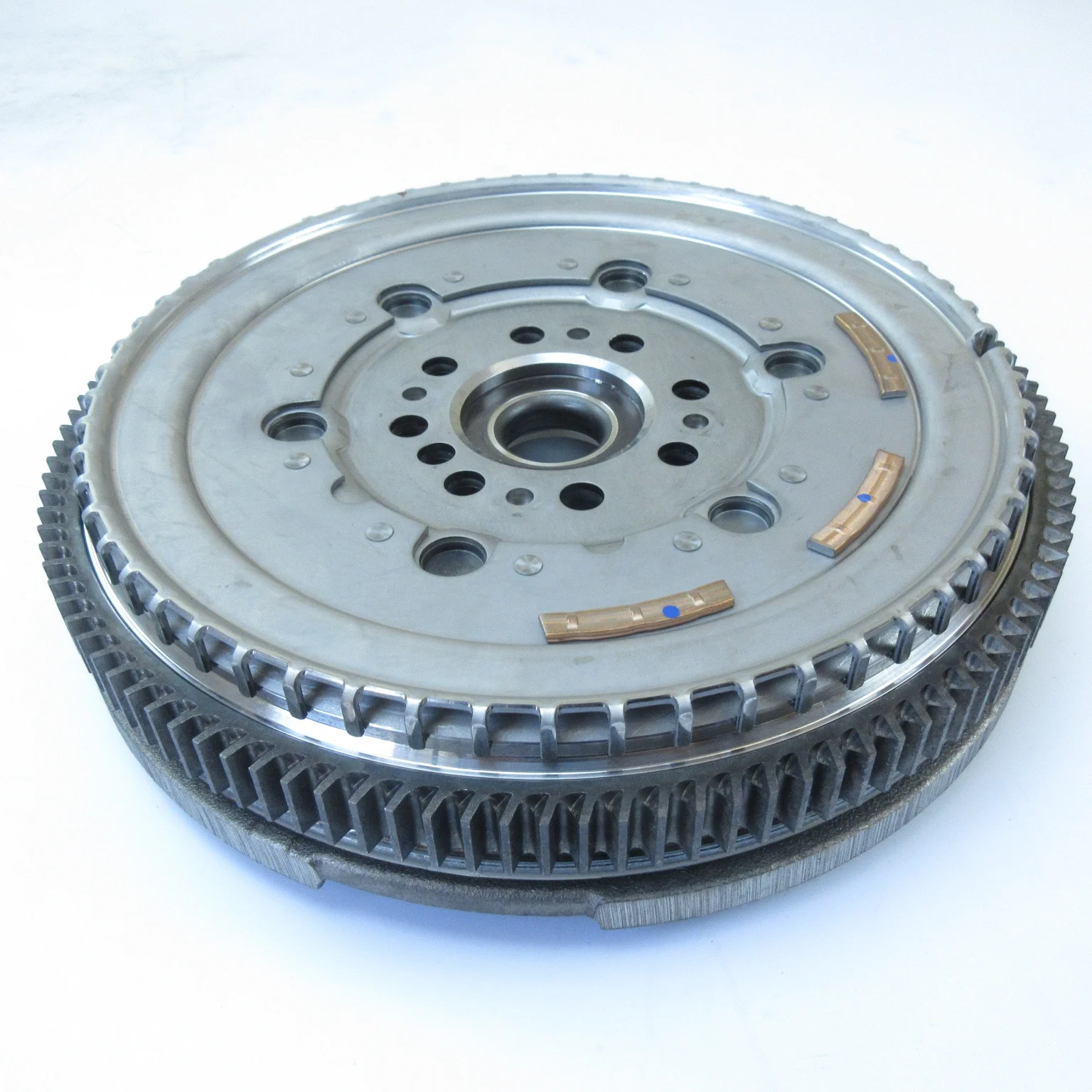 1748420 Genuine Flywheel for Ford Transit 4C11 6477 BA 4C11 6477 DA 1858770