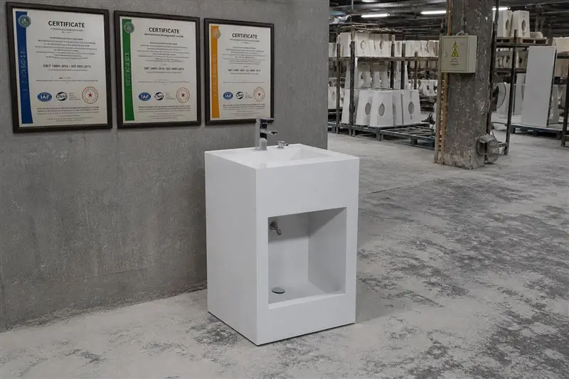 info-1-1 Rows of finished ceramic wudu basins in the factory warehouse