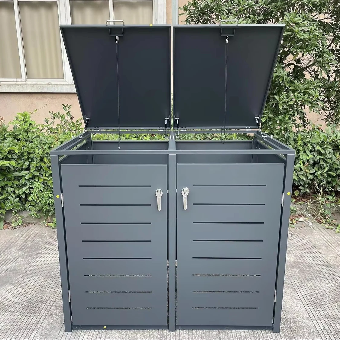 Commercial Outdoor Garbage Containers Metal Trash Bin  Waste Bins with Rolling Cover Trash Can with Lidwaste Segregation Bin