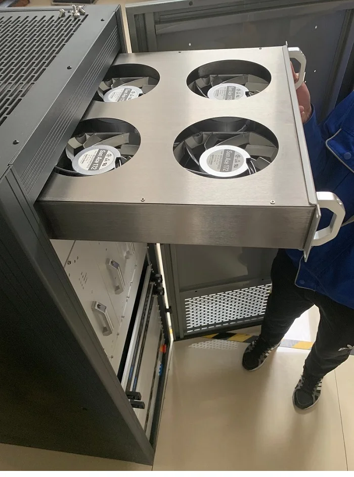 3KW 5KW FM Transmitter for FM Radio Station