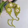 Green-small daisy