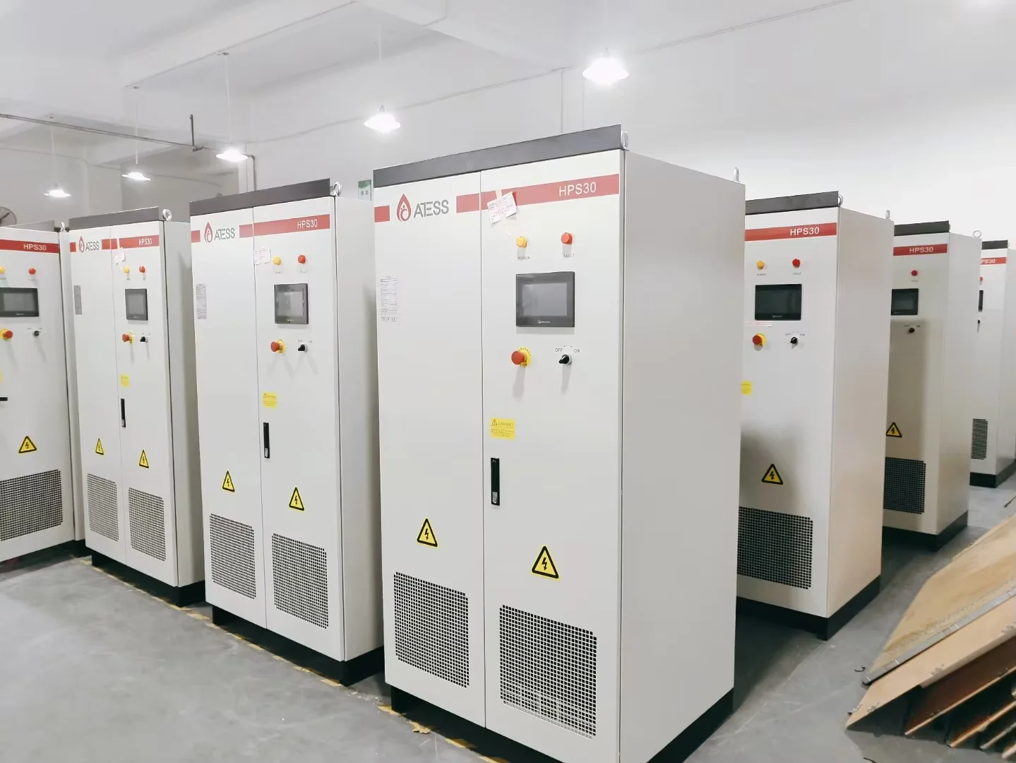 Atess Solar All in One Inverter Smart Voltage 50Kw 3 Phase on Off Grid Control Ups Inverter
