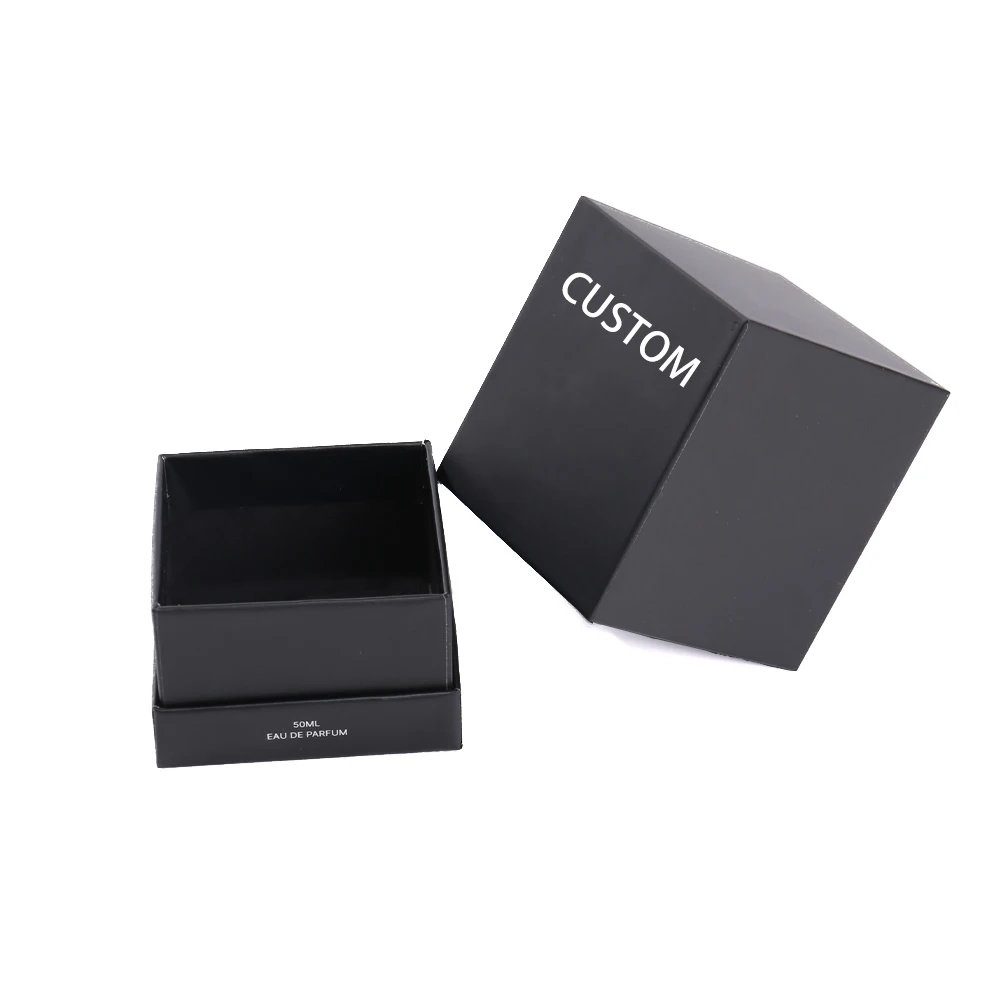 علبة تغليف عطرية فاخرة مصنوعة من الورق المقوى الصلب المخصص، تتكون من غطاء وقاعدة، مع طباعة الشعار والتشطيب الحراري (Stamping)، وهي علبة تغليف عطرية راقية