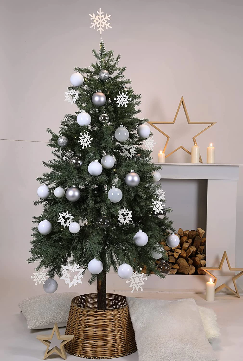 LYP1521 christmas ball.jpg