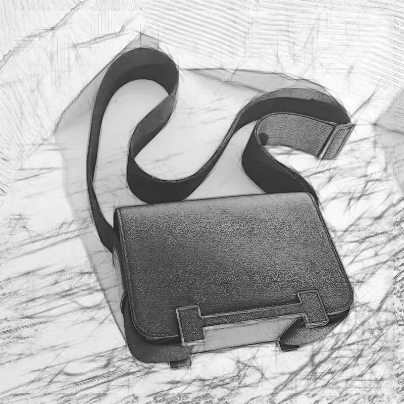 Fashionable Street Fashion Clog-style Women’s Genuine Leather Kangkang Bag Wide Single Shoulder Strap Stewardess Crossbody