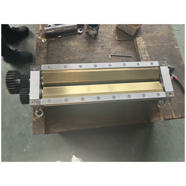 Factory Direct Sales China Factory Supply Handle Roller Fried Noodle Press and Cutter Machine 3