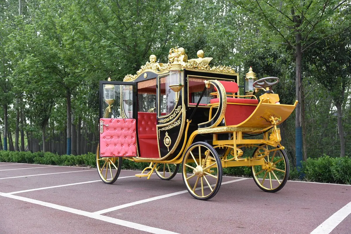 Diamond Jubilee State Coach royal horse carriage