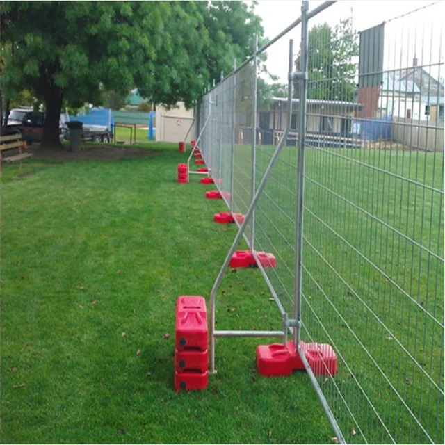 Portable Metal Safety Traffic Barrier Temporary City Road Fence for Garden Welded Construction Swimming Pool Field Farm Usage