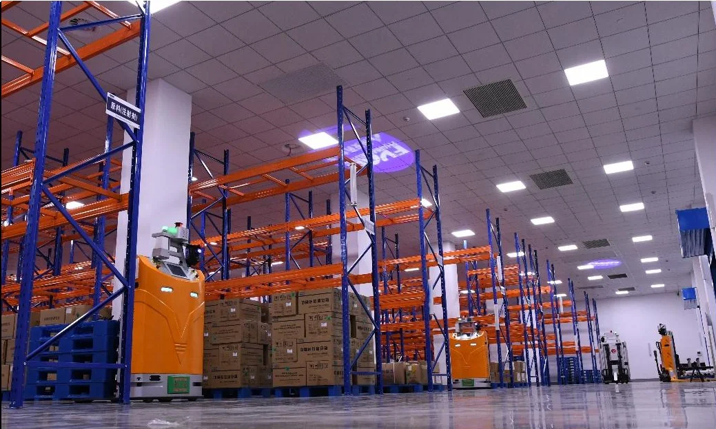 CE Certified 3D SLAM 2T 1600mm Autonomous AGV Forklift Pallet Stacker Smart Warehouse Delivery Robot