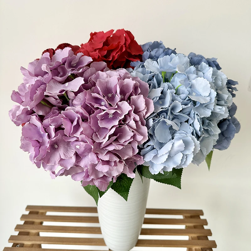 Améliorez votre décoration intérieure avec un mur floral artificiel luxueux