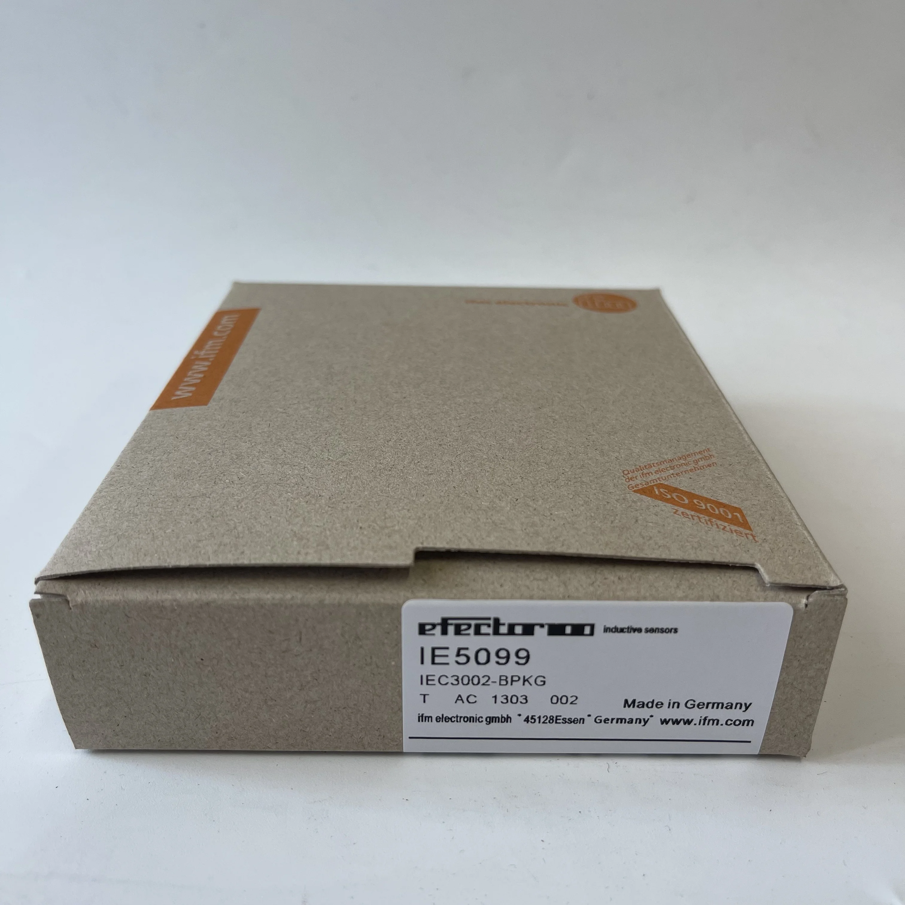 ifm efector Inductive Sensor IE5099