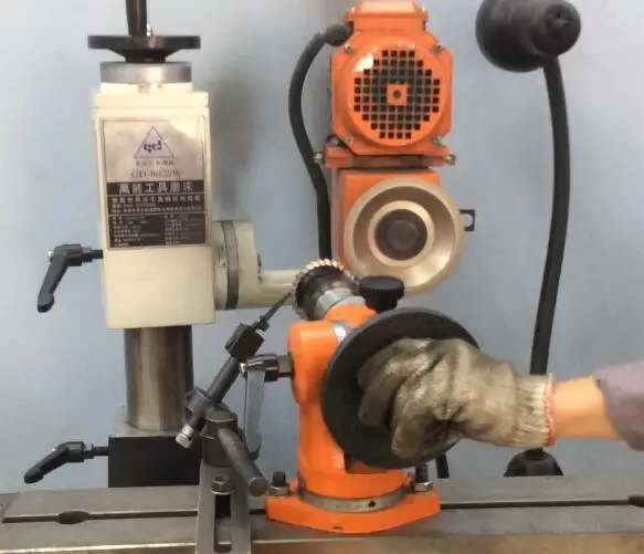 GD-6025Q Universal Tool Cutter Grinder Machine - 1 Year Warranty, Easy ...