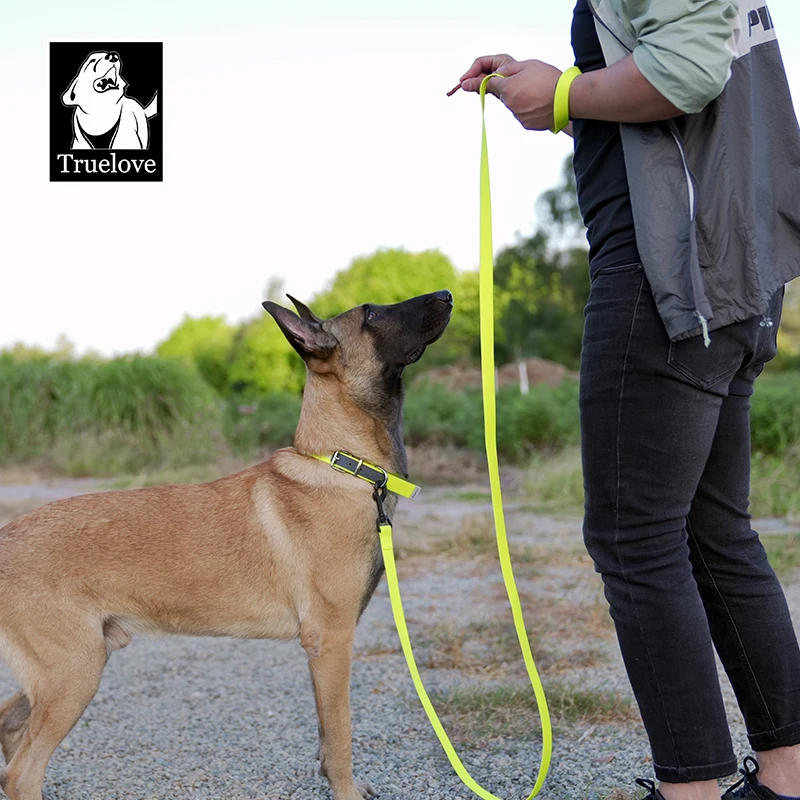 2023 Luxury Design Waterproof Durable Pvc Adjustable Dog Leash Hands