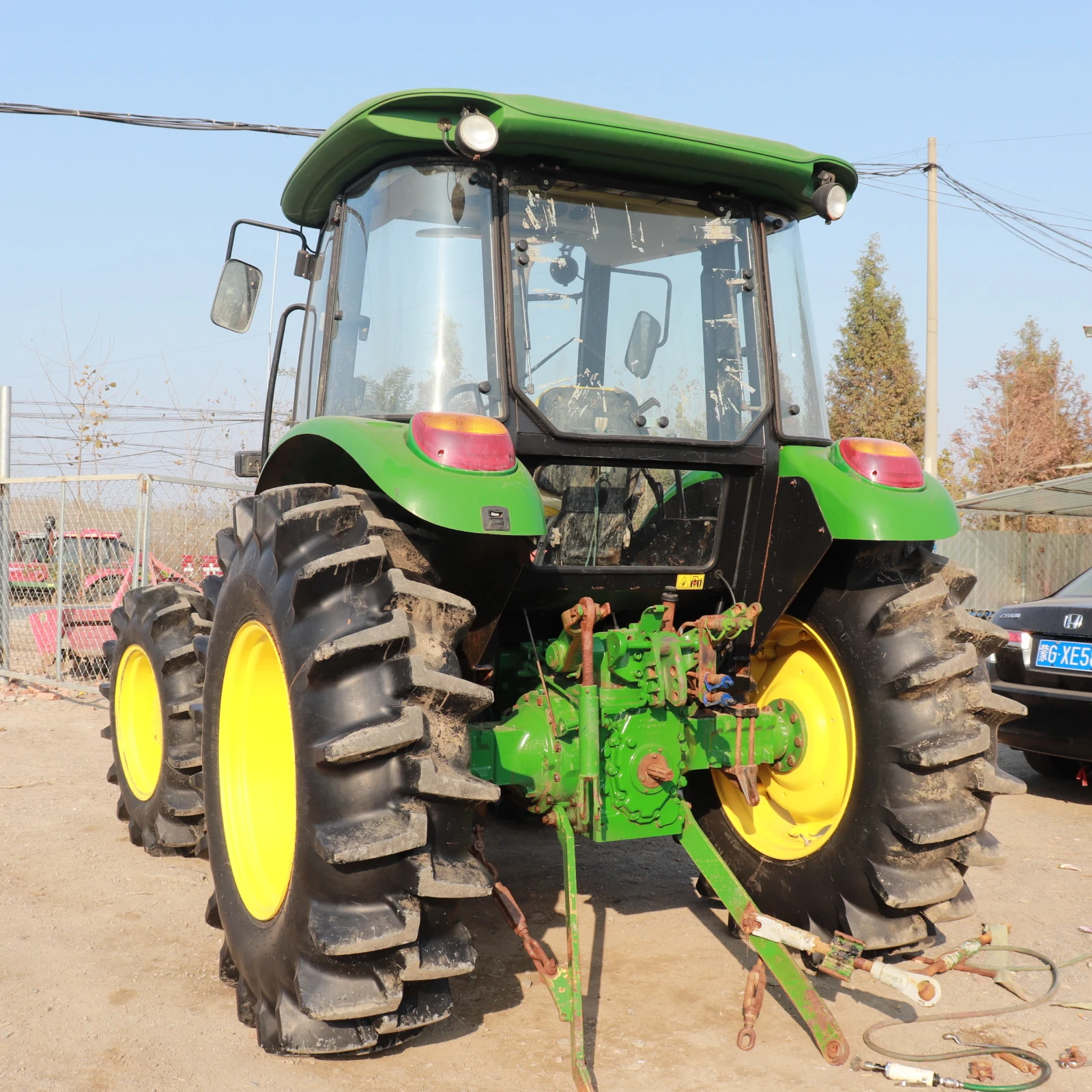 In Stock Product Utb Universal 445 With Cab Tow Truck Mini Farm Tractor Tyers