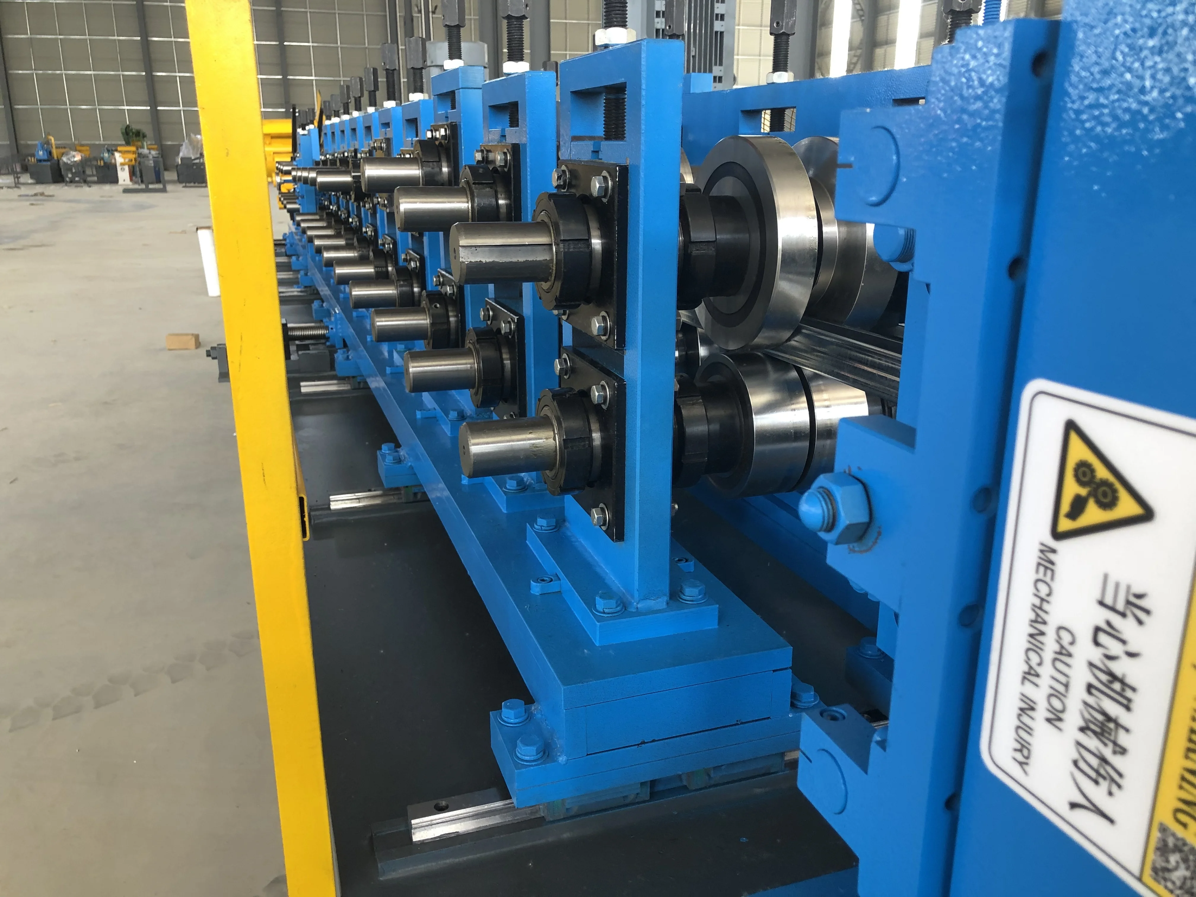 Steel Profile Making Metal Stud and Track Roll Forming Machine Light Gauge Steel Frame CD UD CW UW Channel Drywall Machine