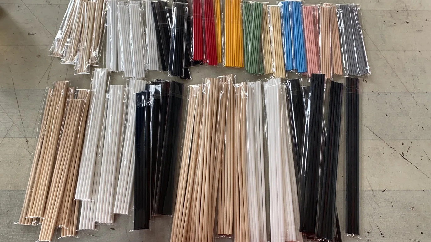 thumbnail image 2 of 19Pcs Artificial Blue Rattan Reed Stems – Fragrance Diffuser Replacement Flowers 2 of 5