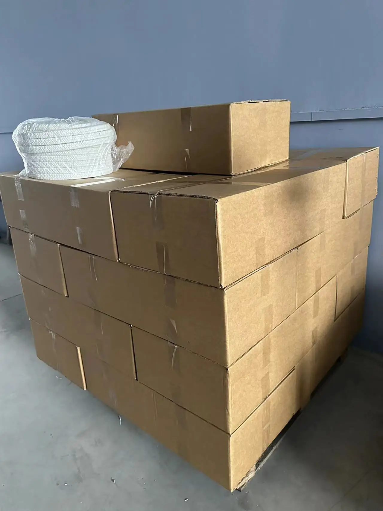 Heat Insulation Vermiculite Coated Fiberglass Cloth Tape Braided Glass