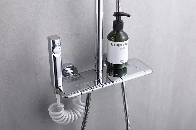 Piano Key Rainfall Juego de columna de ducha termostática Baño