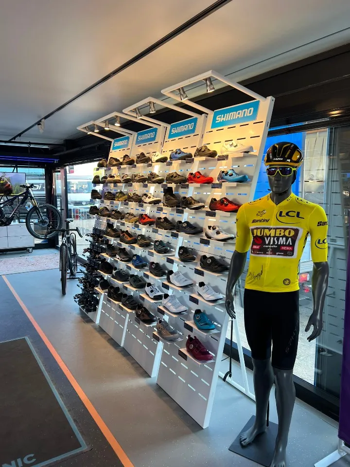 Mingtang Metal Pegboard Shoes Display Rack,Foldable Shoes Display Stand