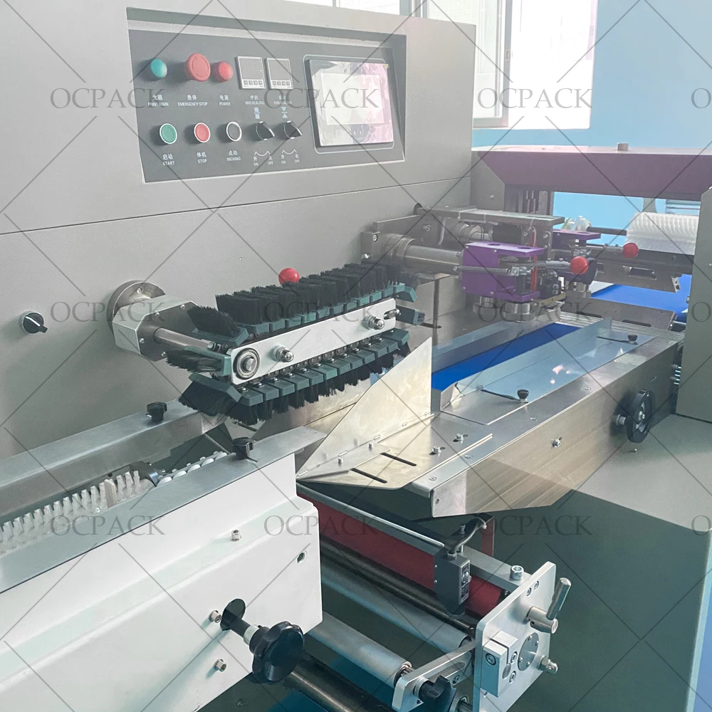 Automatic Fruit Persimmon Packing Machine for Tangerine Lemon Orange Flow Packing Machine