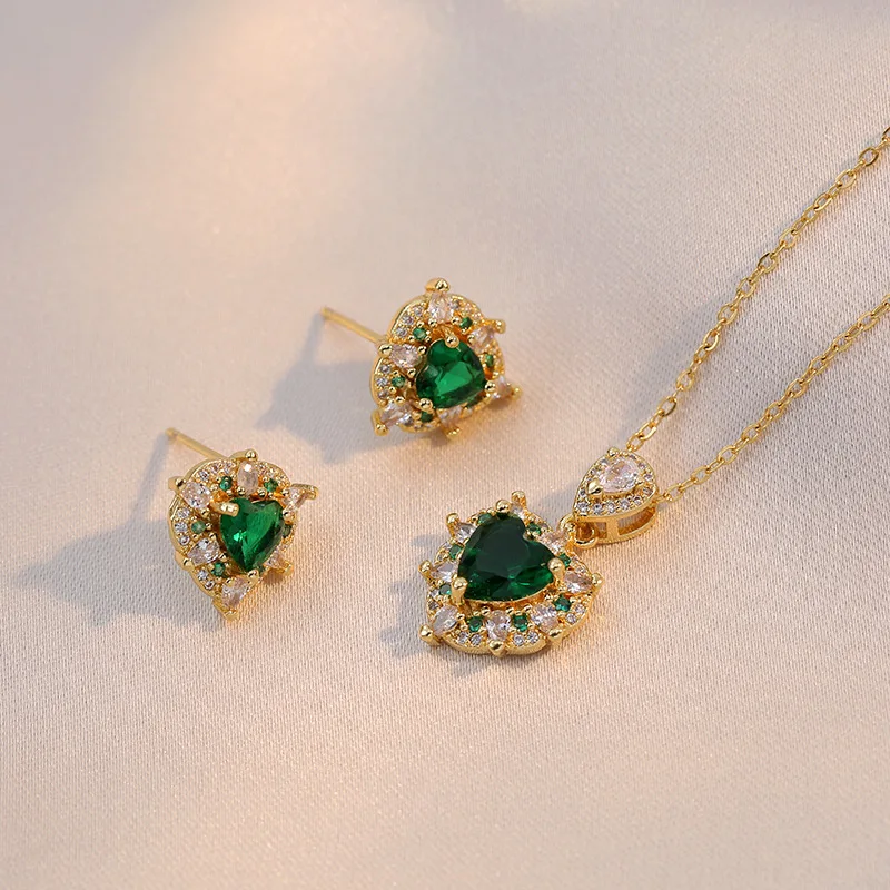 Emerald Zircon Heart Shaped Pendant Stainless Steel Chain Necklace