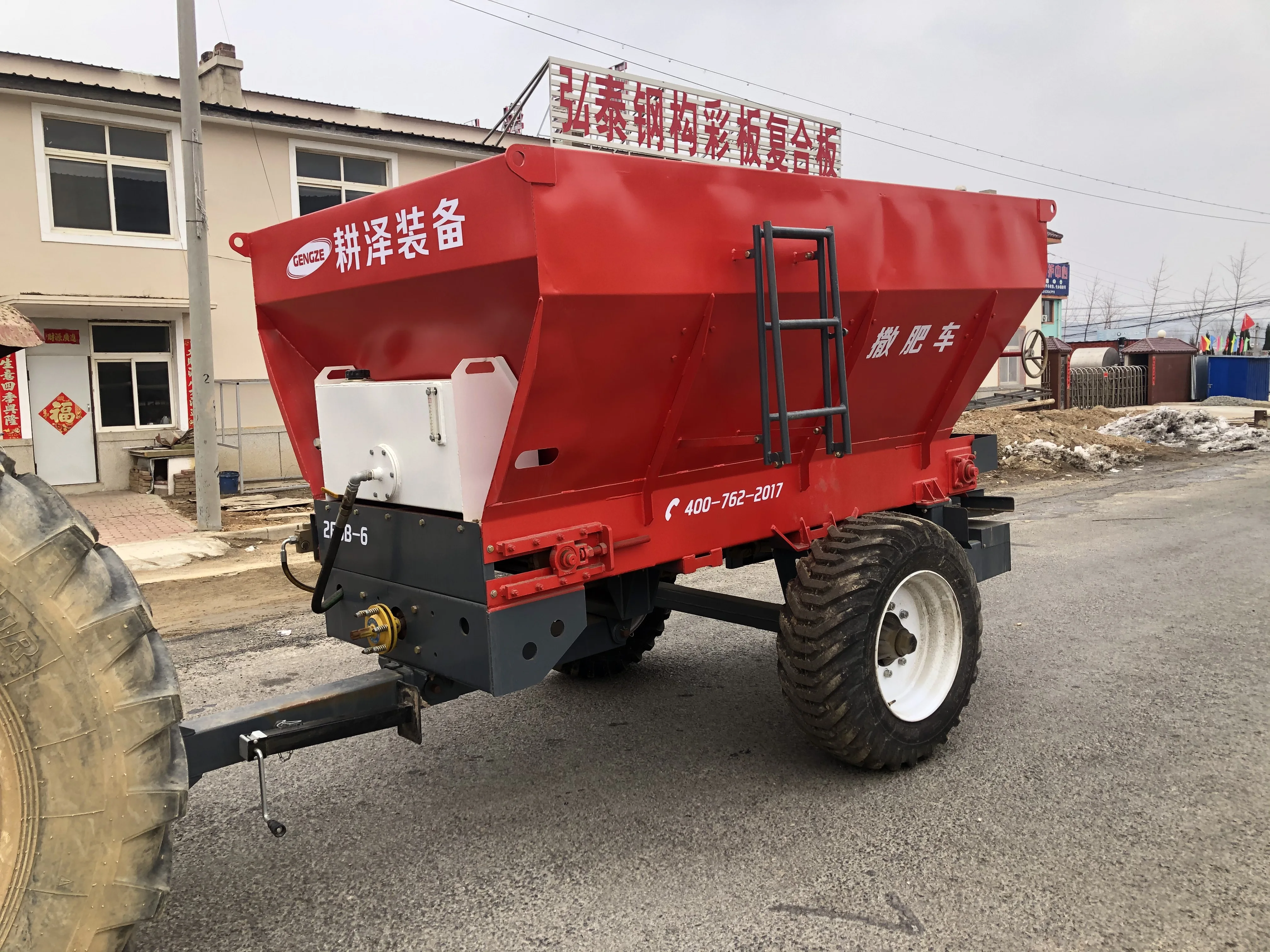 Sustainable Farming Practices with Valley Irrigation Pivots