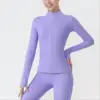 Morado oscuro