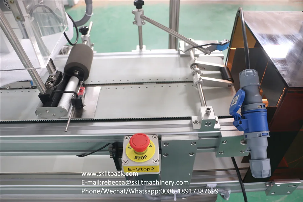 Skilt Auto Clothing Hang Tag Label Labeling Machine Label Applicator