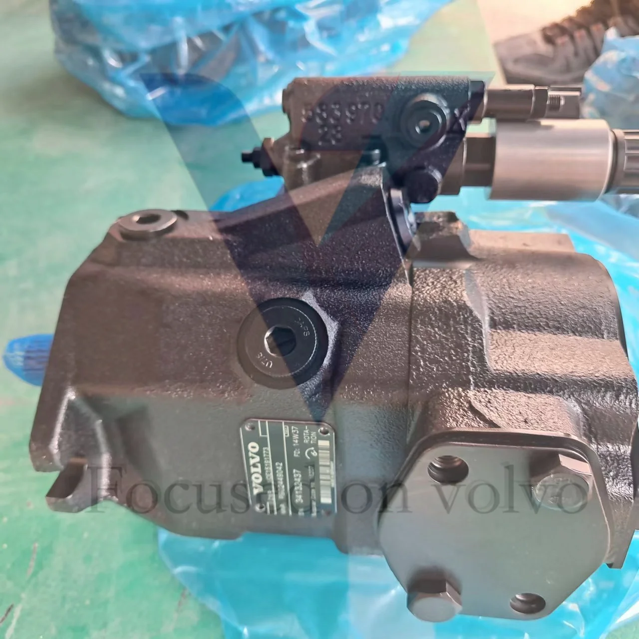 Acculated Dump Truck Hydraulic Pump Voe15020161 15020161 For A40f Fs