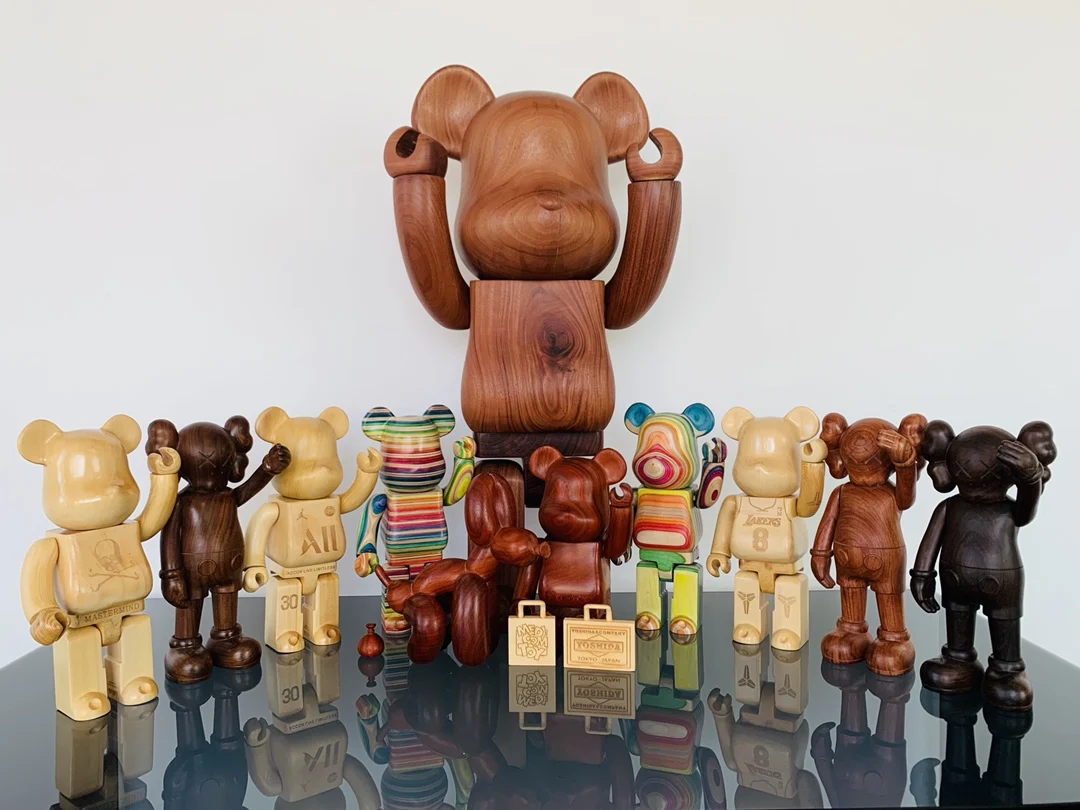 Drop Shipping 400% 28Cm Street Art Bearbrickly Decoration Pvc ABS Collection Bape Bearbrick Mold Action Figure Toy