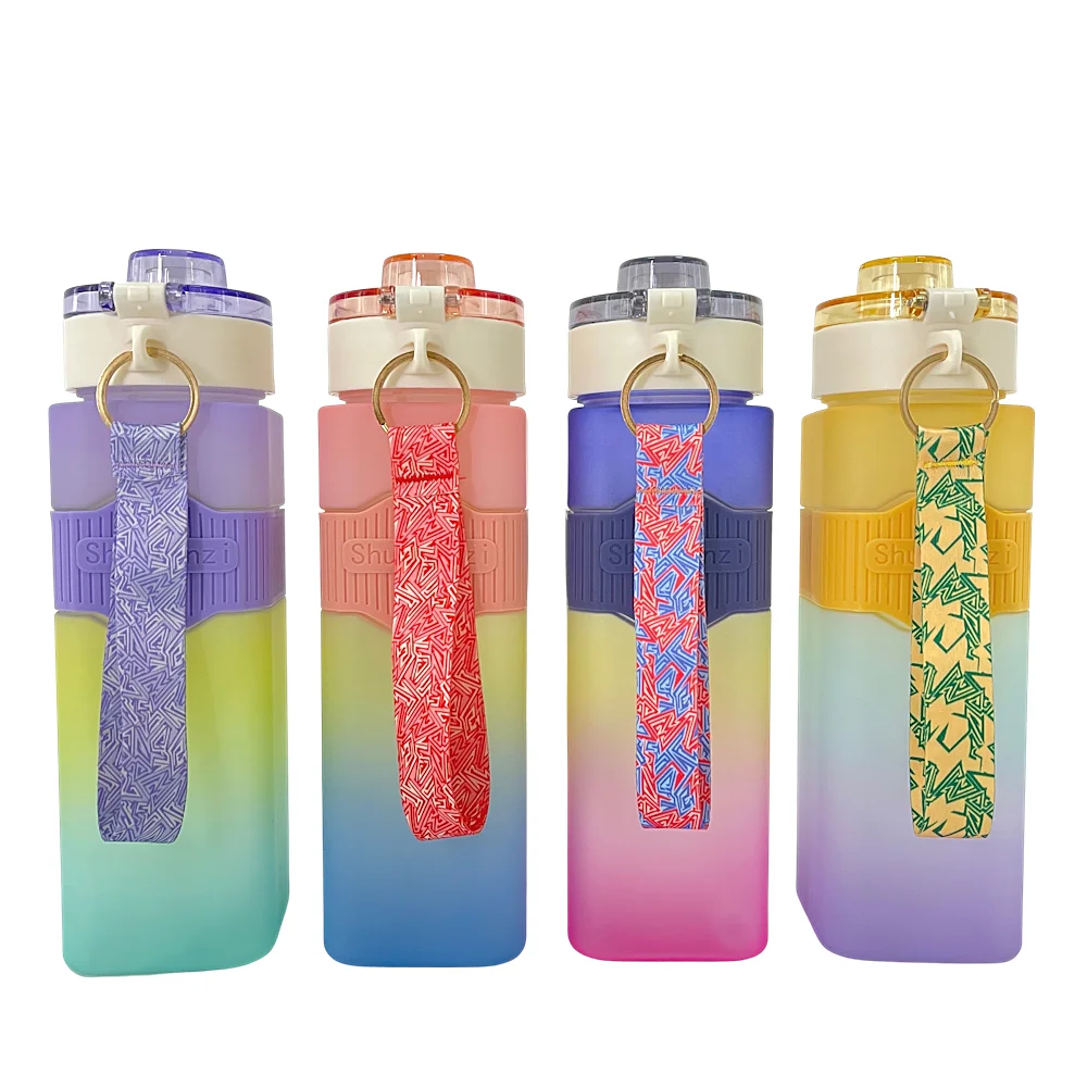 The New Creative Fashion Single Layer Plastic Bottle Portable Handle Smiley  Face Water Cup Heat-Resistant Convenient Cup Customized - China New  Creative Fashion Plastic Water Bottle Cute and Wholesale Male Female Student