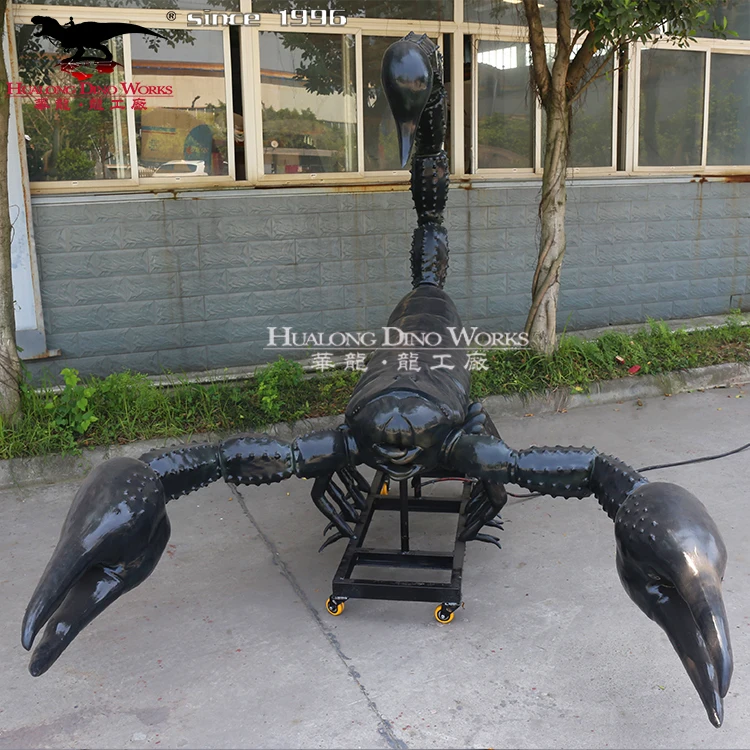 Black Animal Model Scorpion for Halloween Decoration Advertising