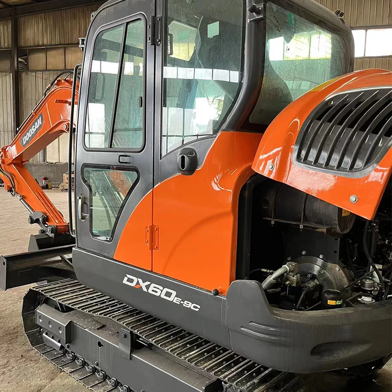 Mini Excavator Digging Machine For Sale Doosan Dx60 Used Small