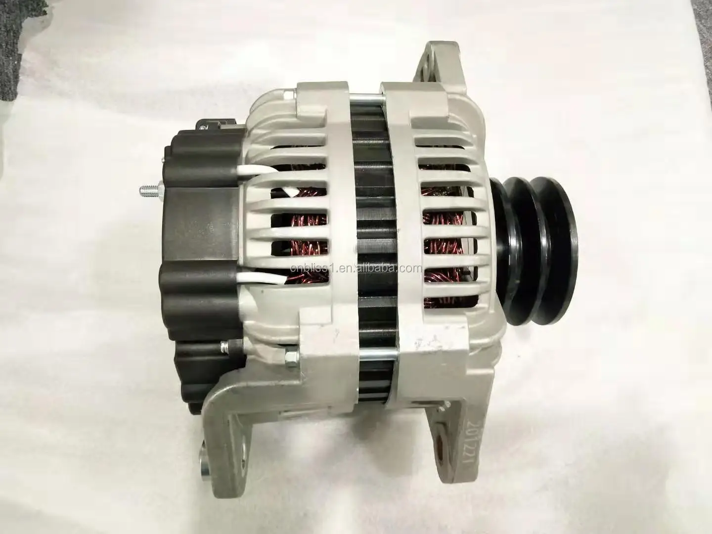 オルタネーター ダイナモ発電機電気 12V 90A 6GS56 9041500 111989