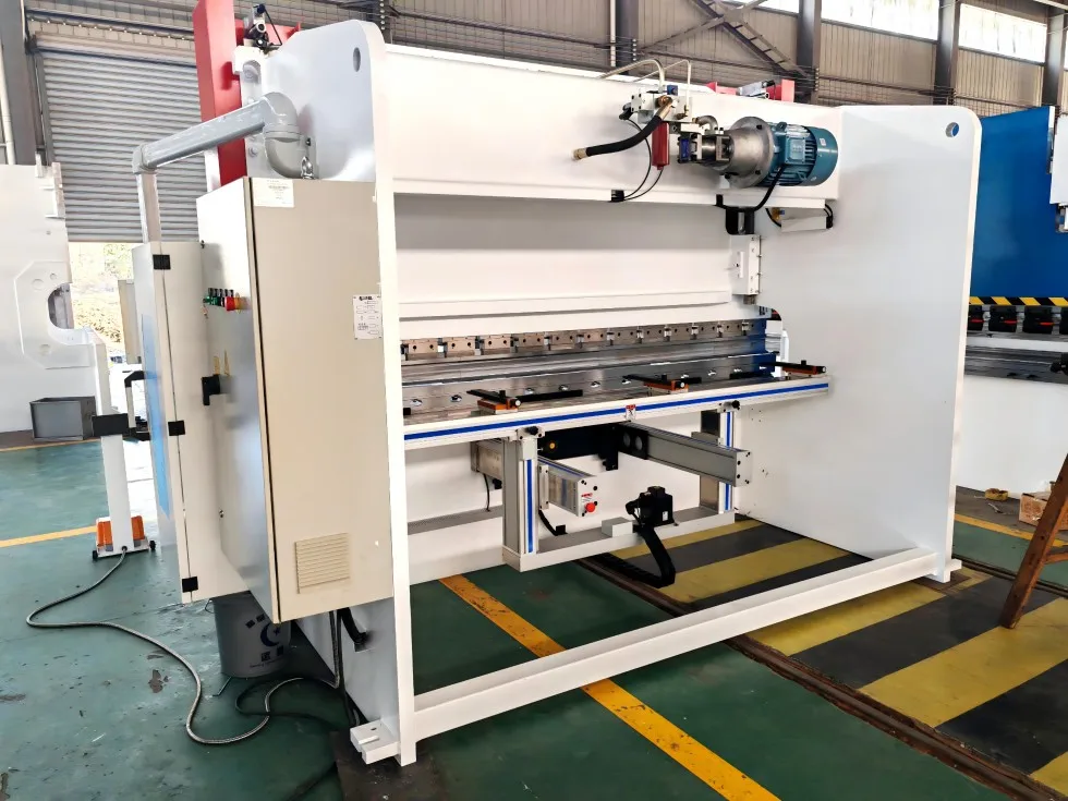 SPS High Performance CNC Hydraulic Automatic Press Brake with Core Motor and Pump Fully Automatic Press Brake