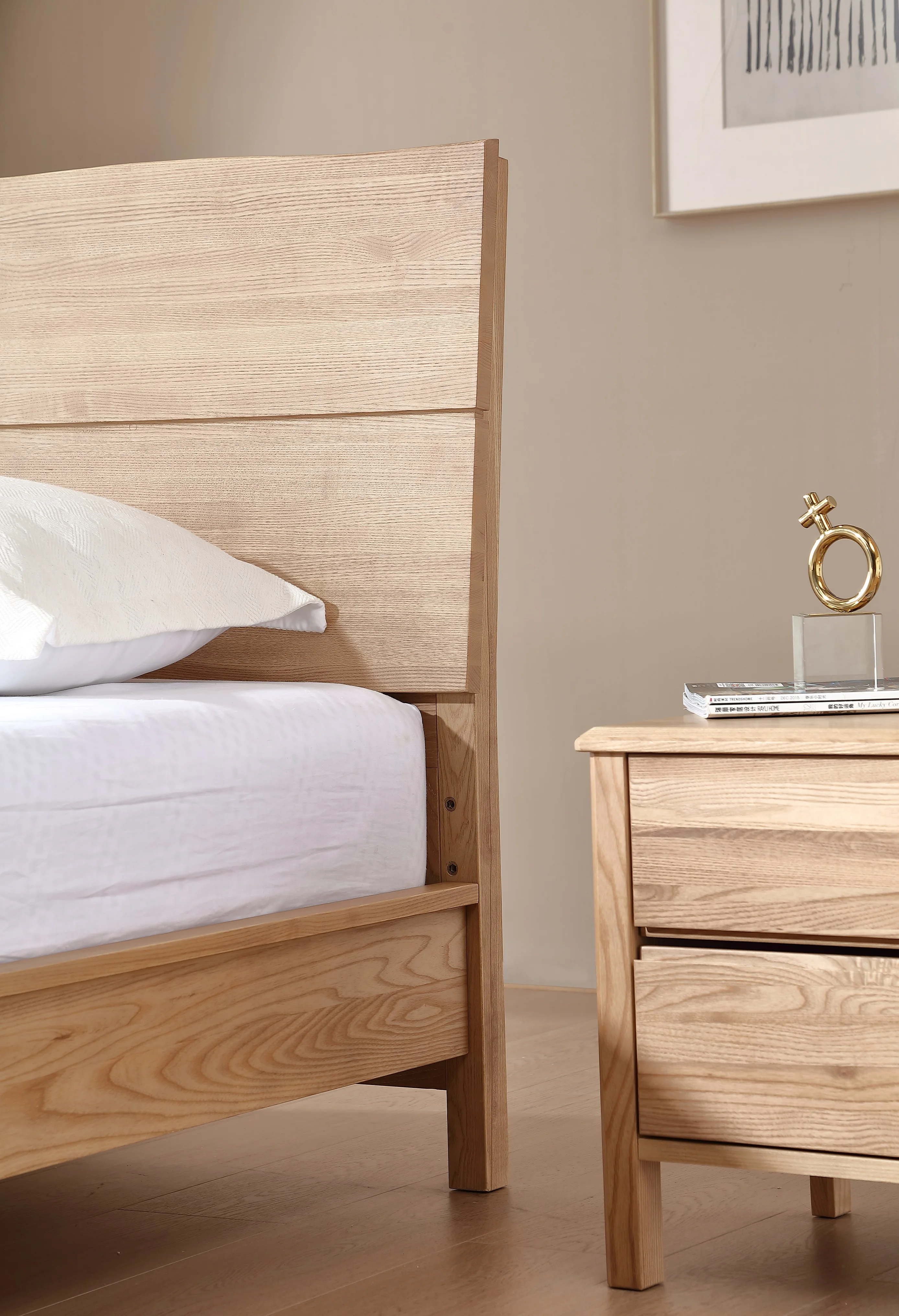 Solid Timber Ash Wood Log Natural Wood Slab Live Edge Headboard Wooden Bed Frame Platform Bed Base for Bedroom Hotels Projects