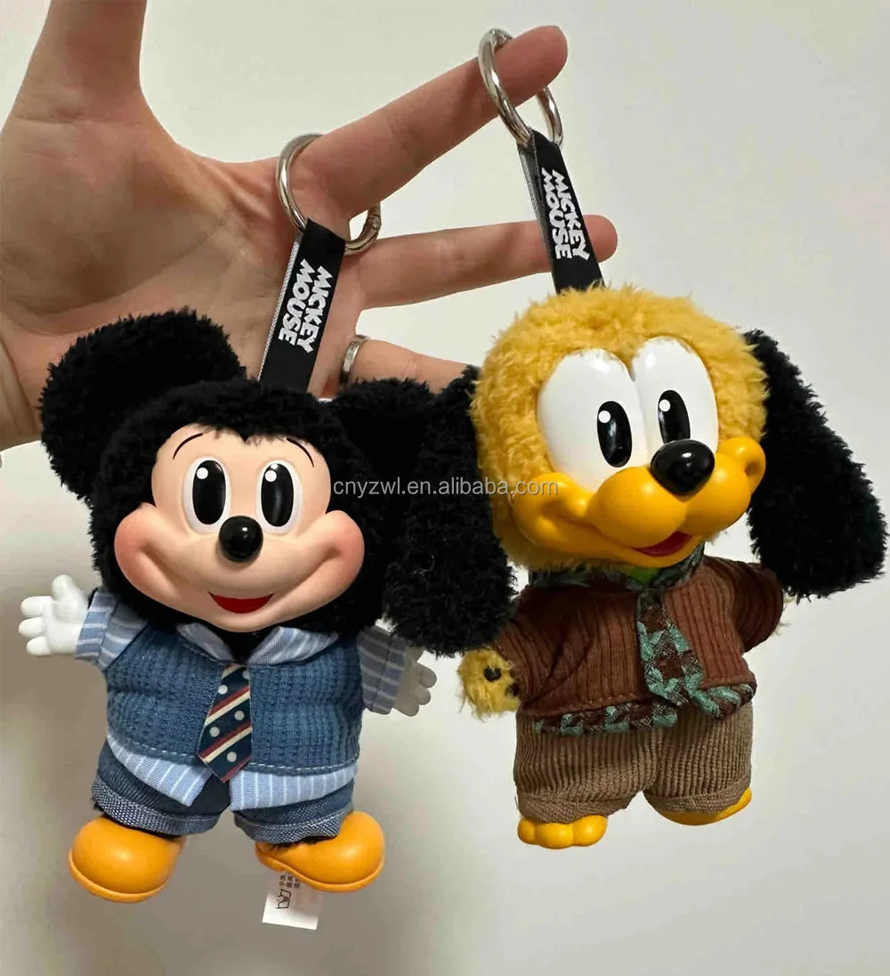 ぬいぐるみ Pop mart Mickey Family USA Authentic POP MART Mickey Family Cute Together Keychain
