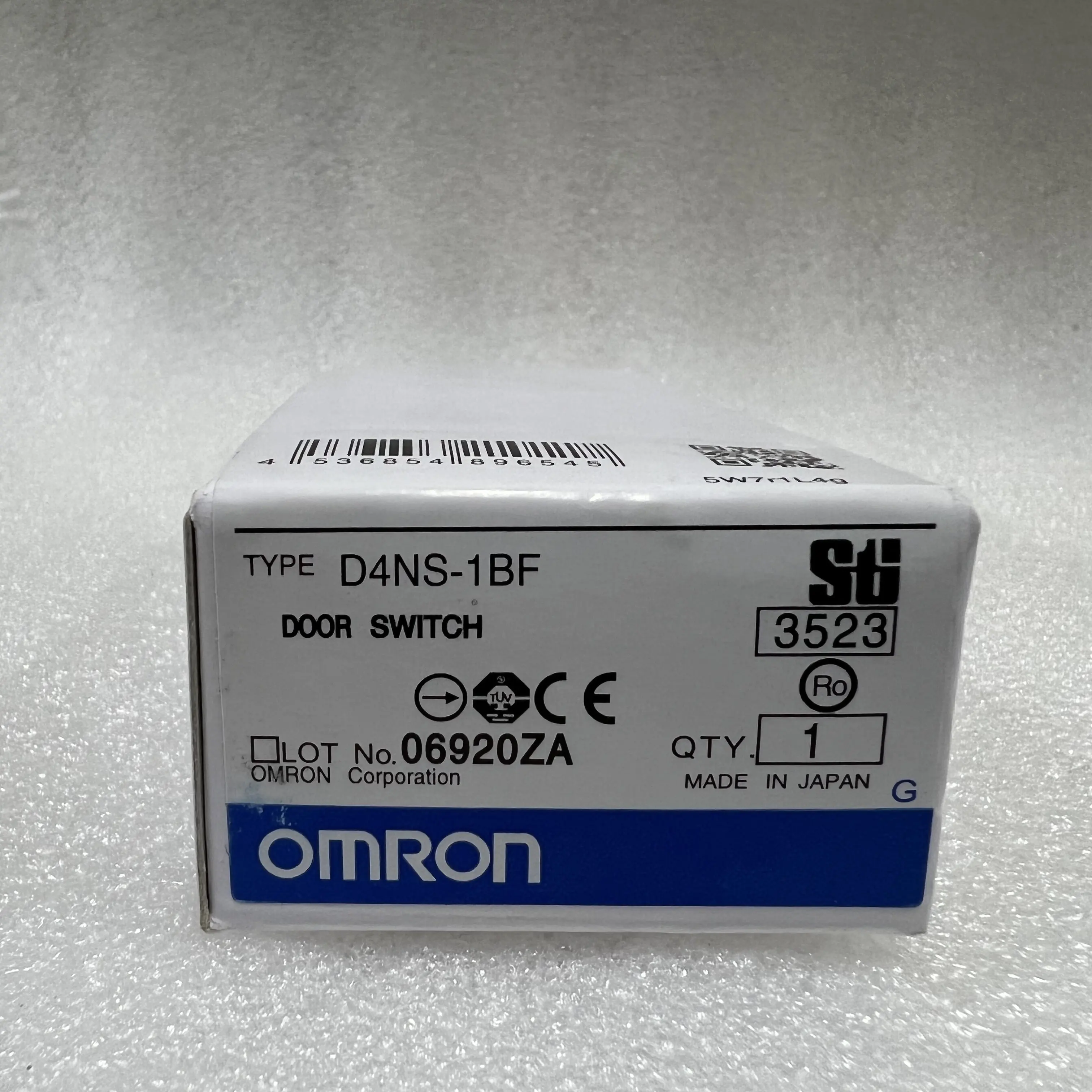 OMRON Door Switch D4NS-1BF