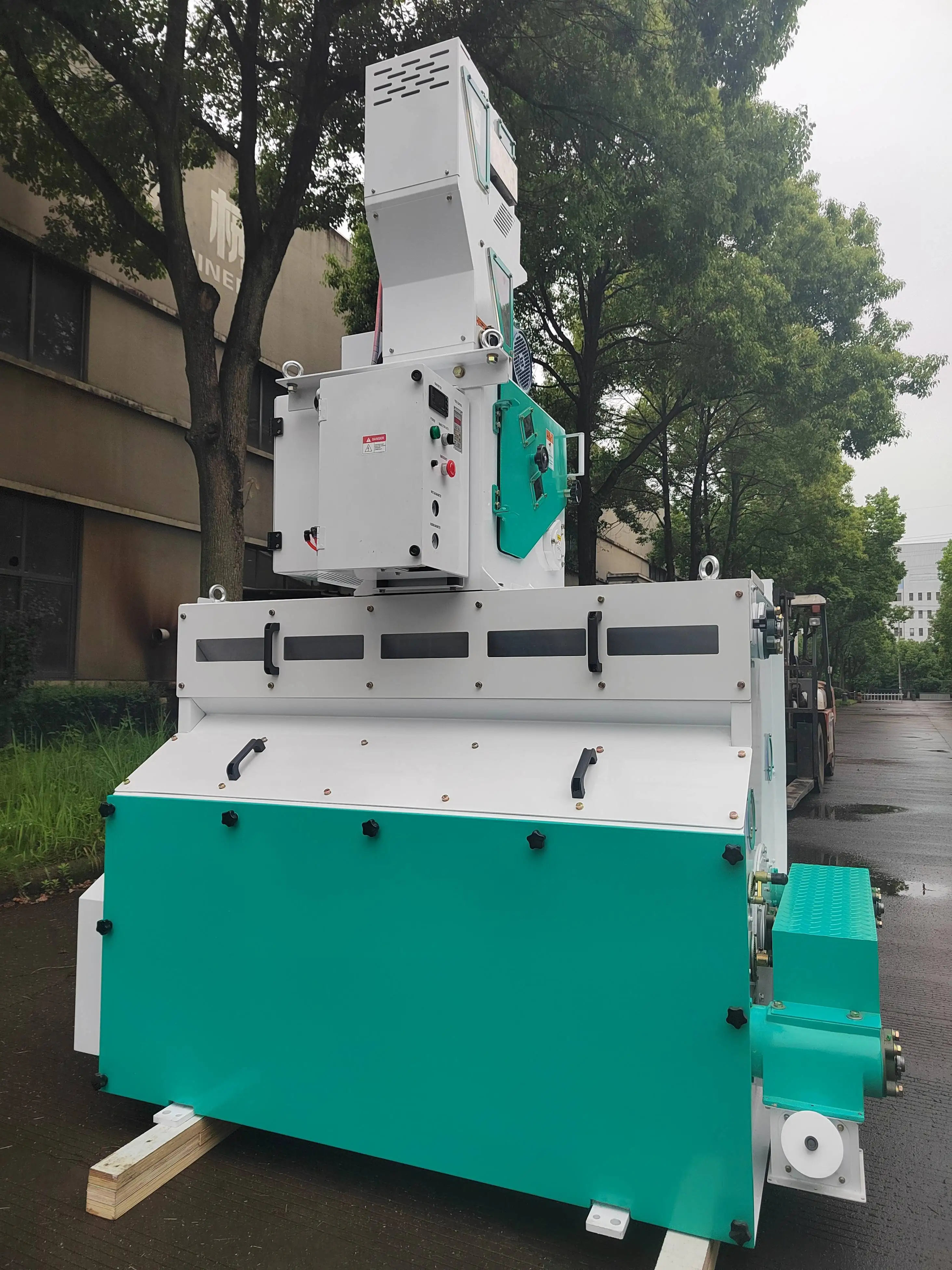 MLGX30B Automatic Rubber Roller Paddy Husker Paddy Separator Pneumatic Rice Husking Machine Rice Huller for rice mill plant