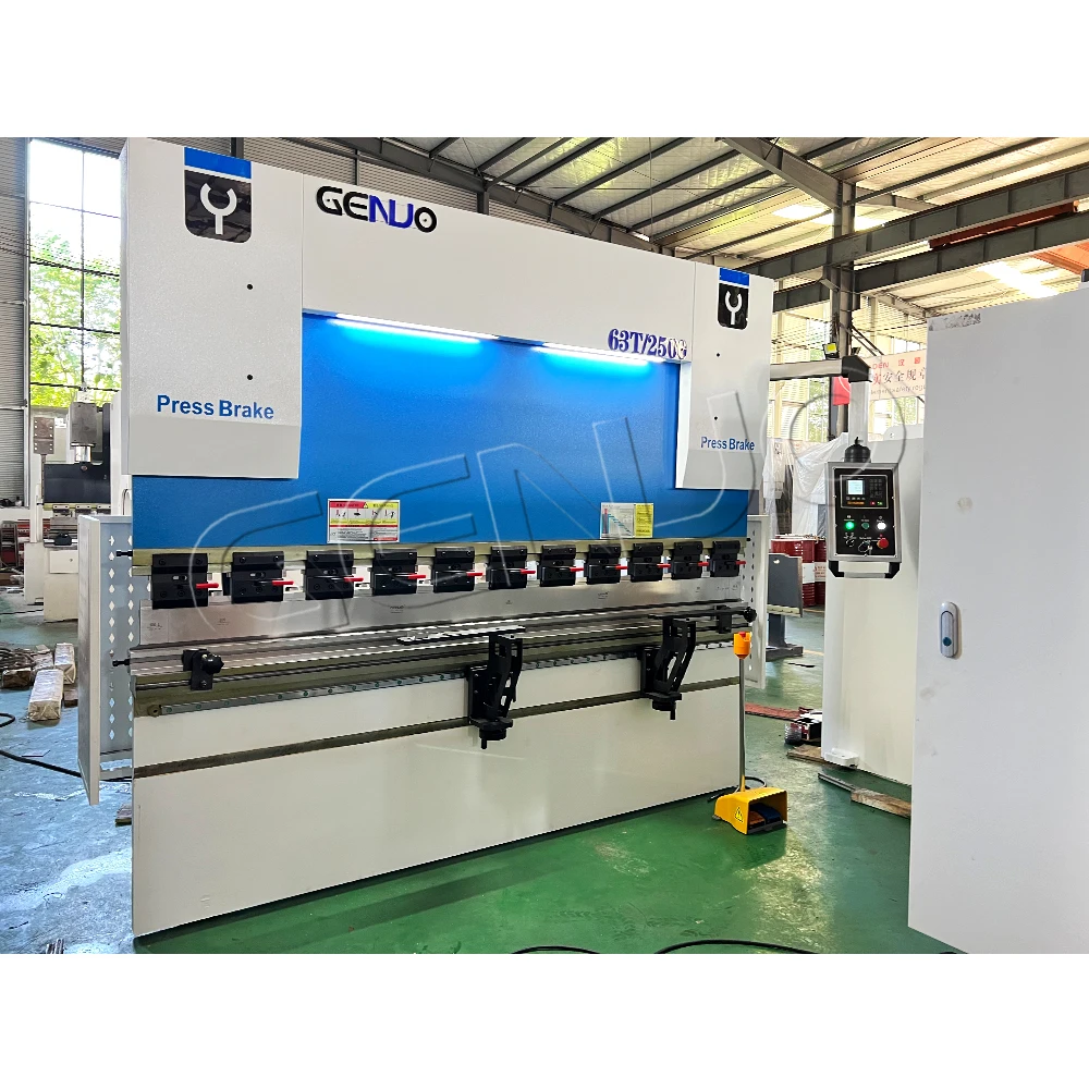30T 1600 Smart Series NC Steel Metal Hydraulic Press Brake WC67Y Made in China